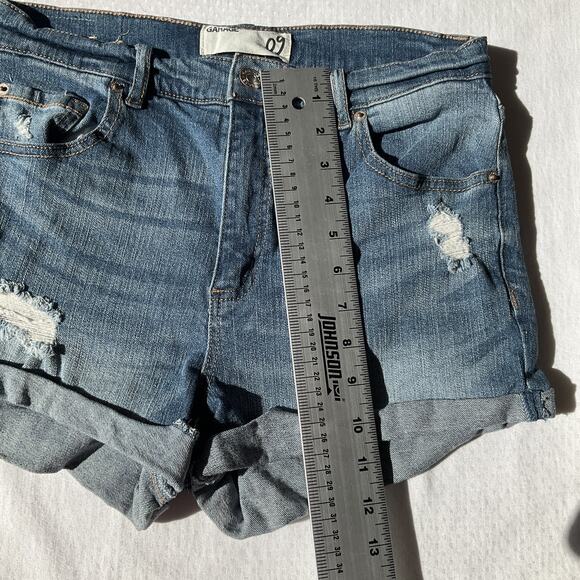 Garage Women Shorts 9 Blue Denim Distressed Button 2" Inseam - Picture 6 of 10